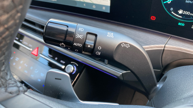 Hyundai SANTA FE 1.6 TGDi Plug-in Hybrid Ultimate 5dr 4WD Auto Estate